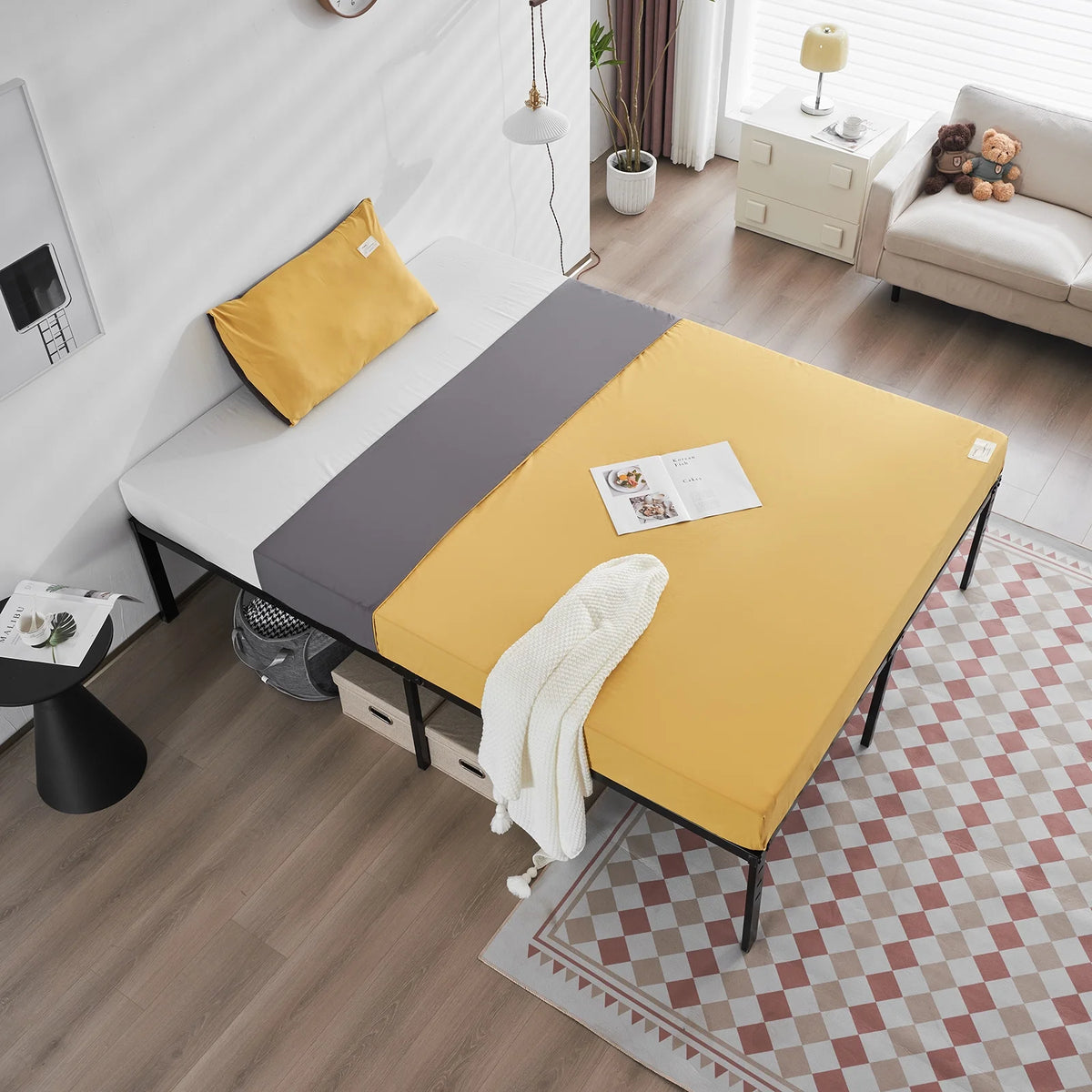 Black Queen Size Metal Bed Frame with Steel Slat Support H6060